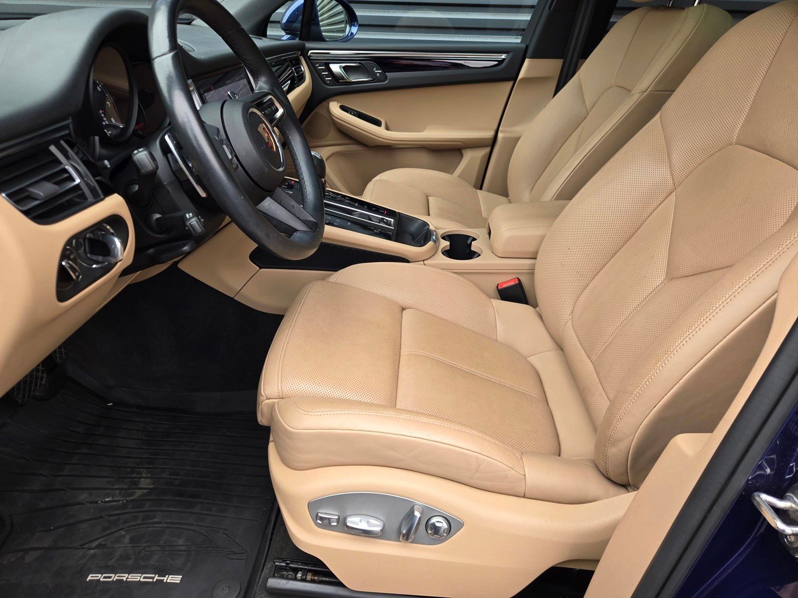 2024 Porsche Macan Base — foto completa 25 de 27