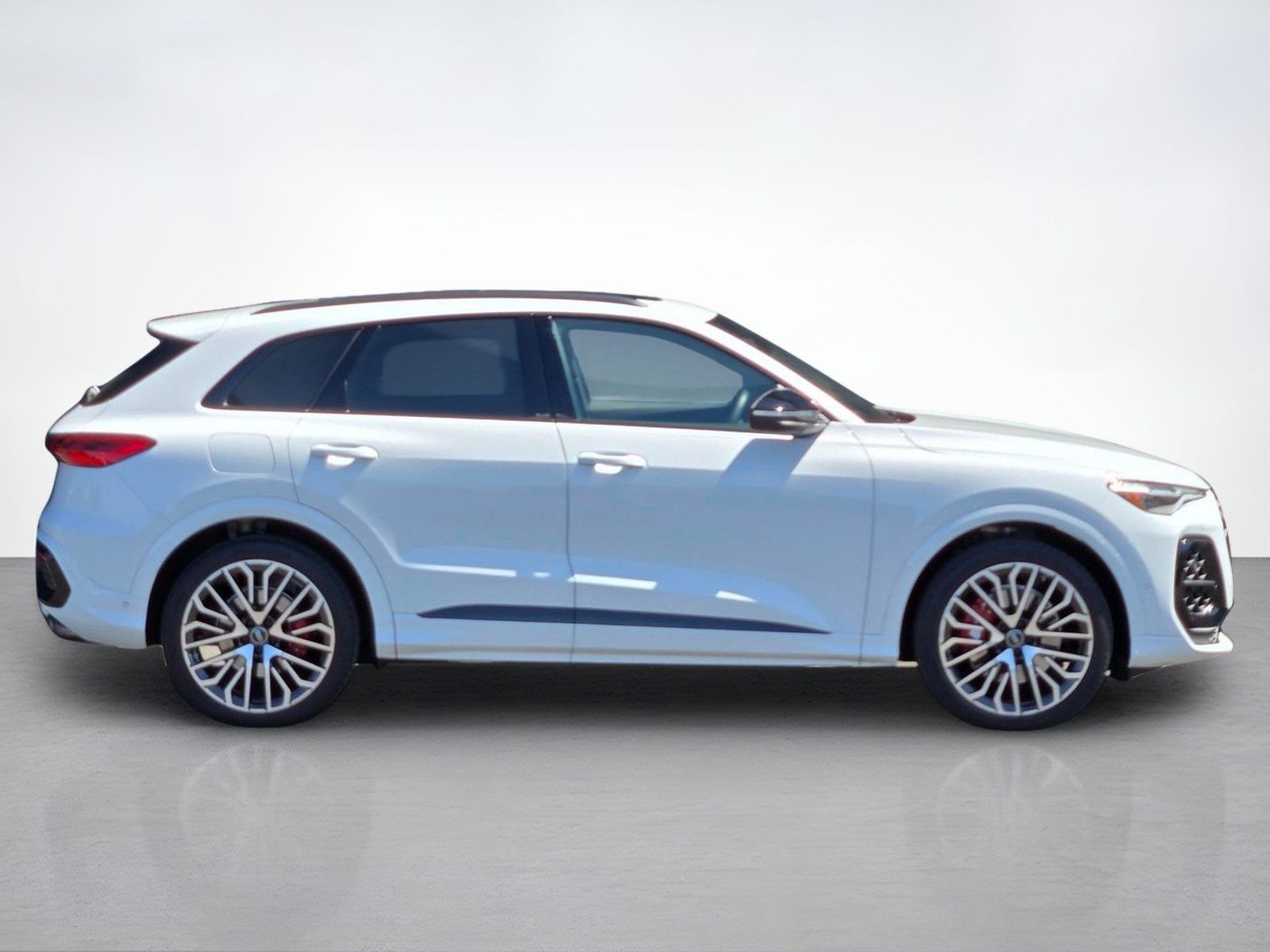 2025 Audi SQ5 3.0T Premium Plus — foto completa 7 de 45