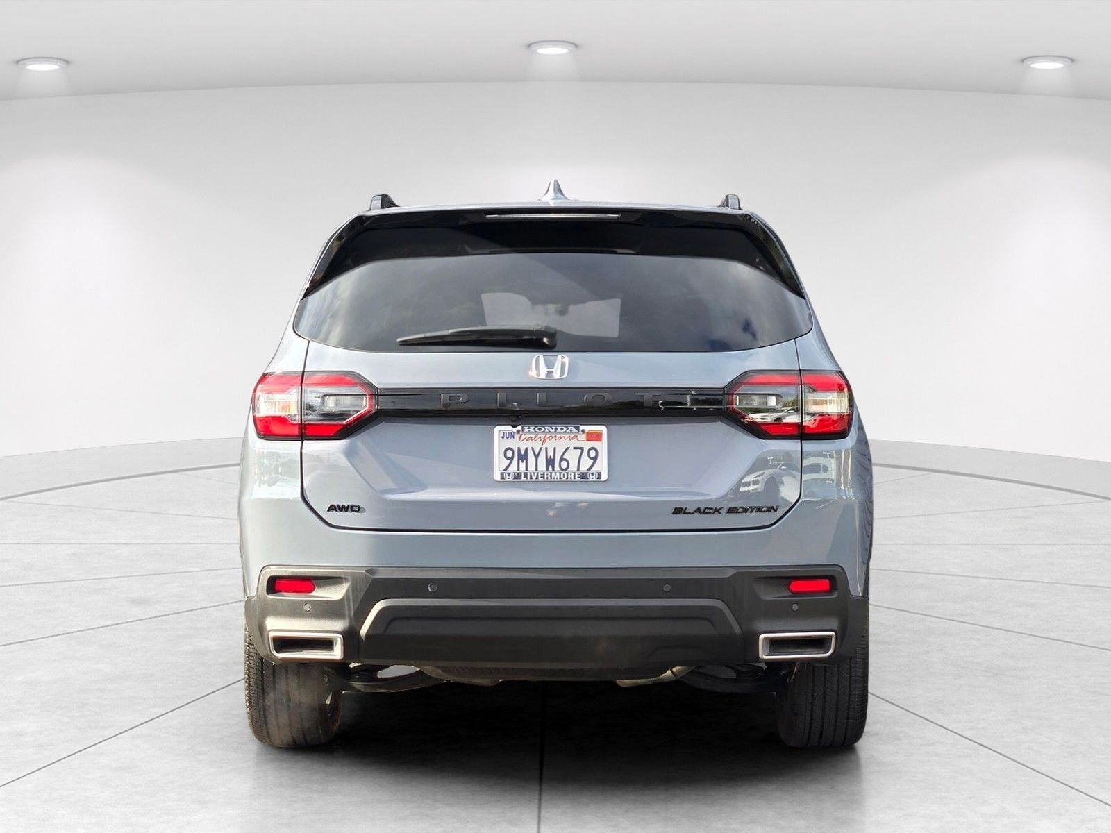 2025 Honda Pilot Black Edition — full photo 6 of 28