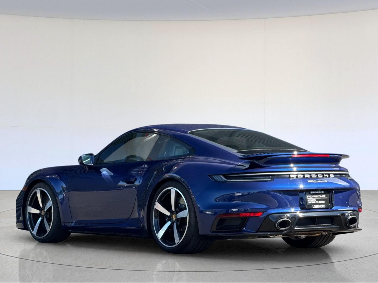 2025 Porsche 911 Turbo S — full photo 4 of 29