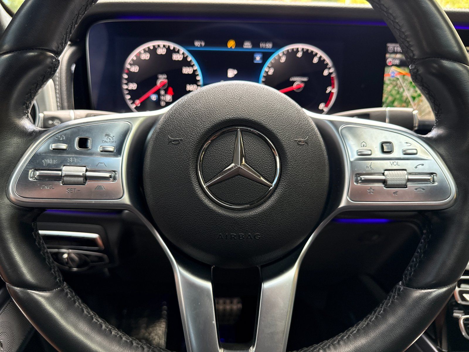 2022 Mercedes-Benz G-Class G 550 — foto completa 25 de 31