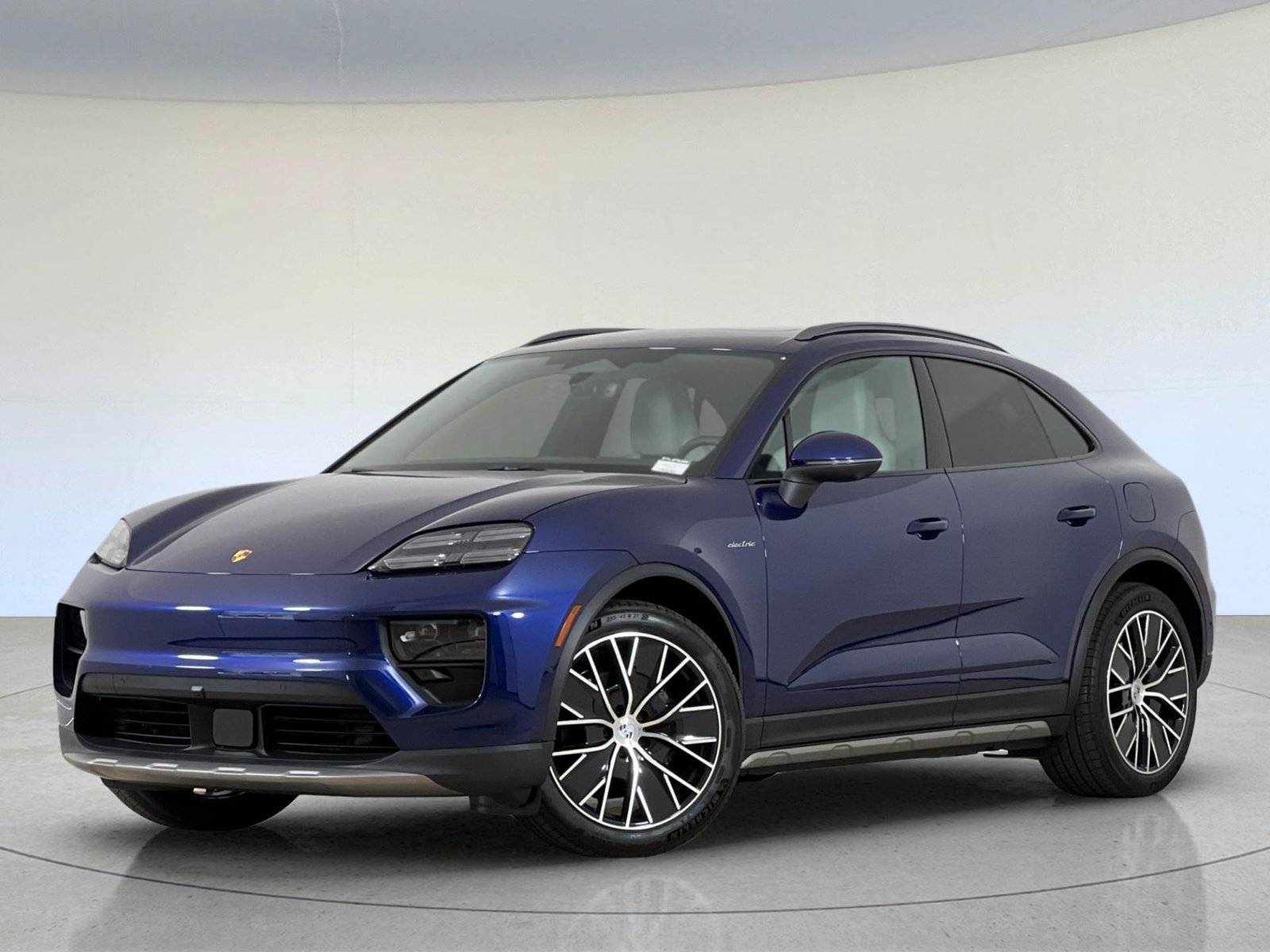 2026 Porsche Macan Electric Base — photo 1 of 30
