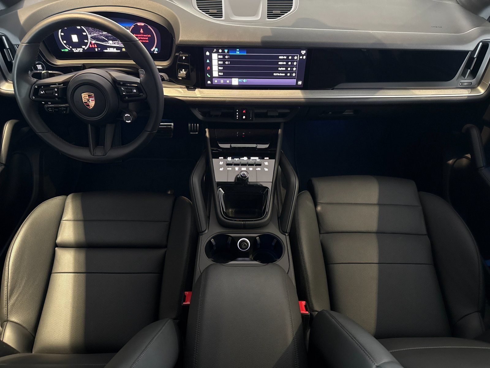 2026 Porsche Cayenne S — full photo 6 of 29