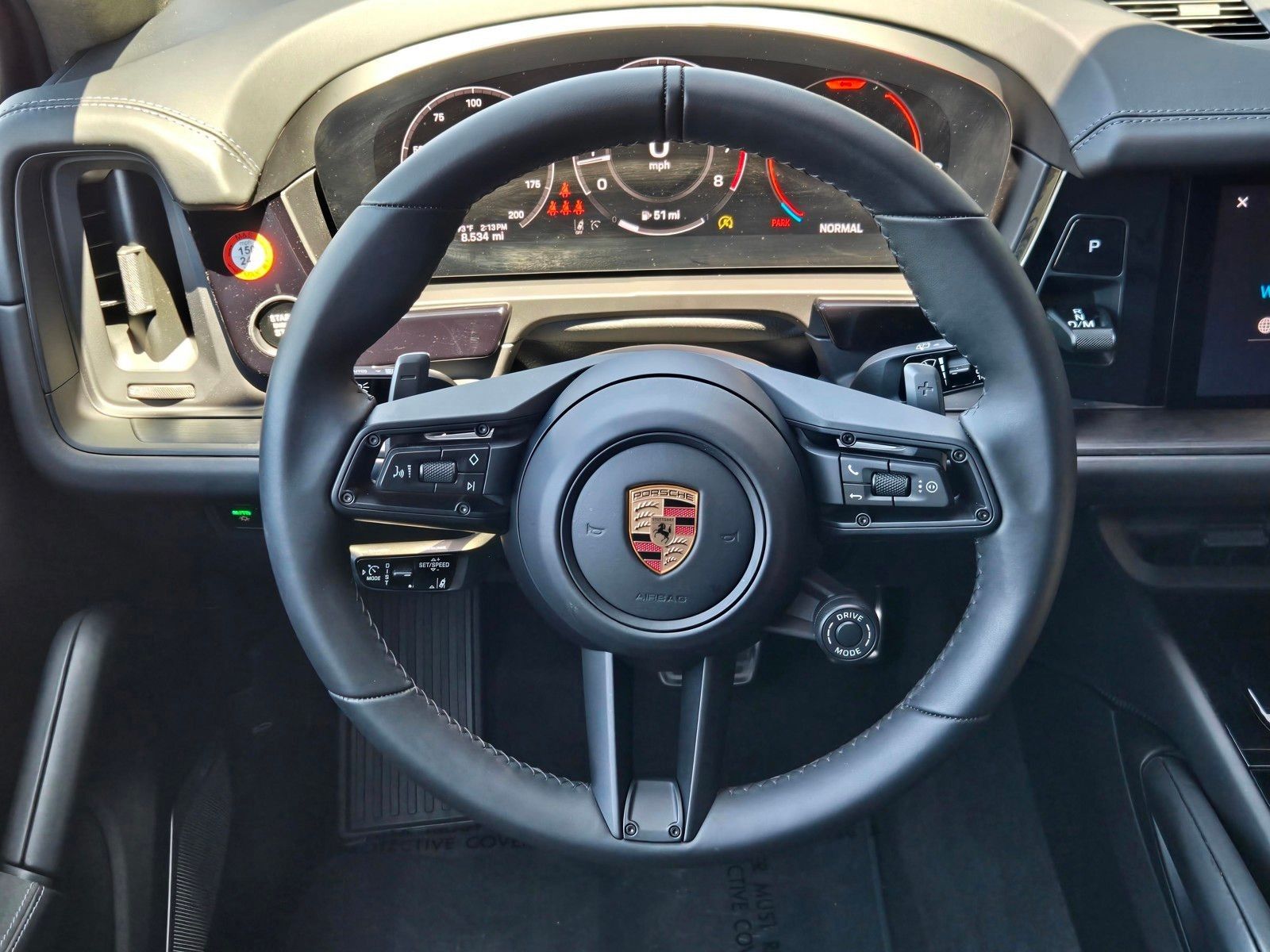 2026 Porsche Cayenne GTS — foto completa 15 de 27