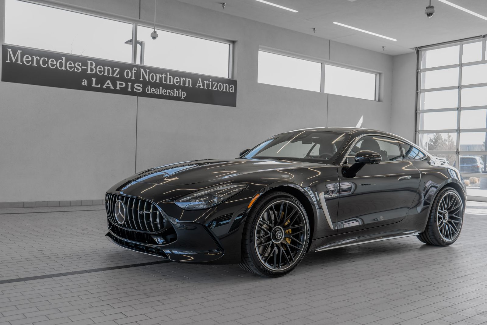 2025 Mercedes-Benz AMG® GT 63 Base — full photo 3 of 32