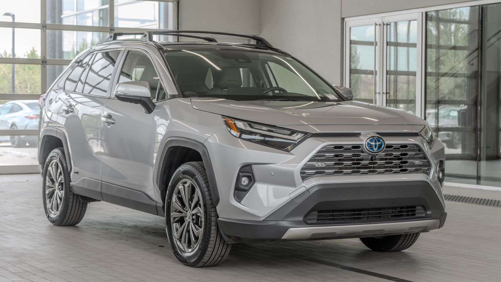2024 Toyota RAV4 Hybrid Limited — foto completa 21 de 35