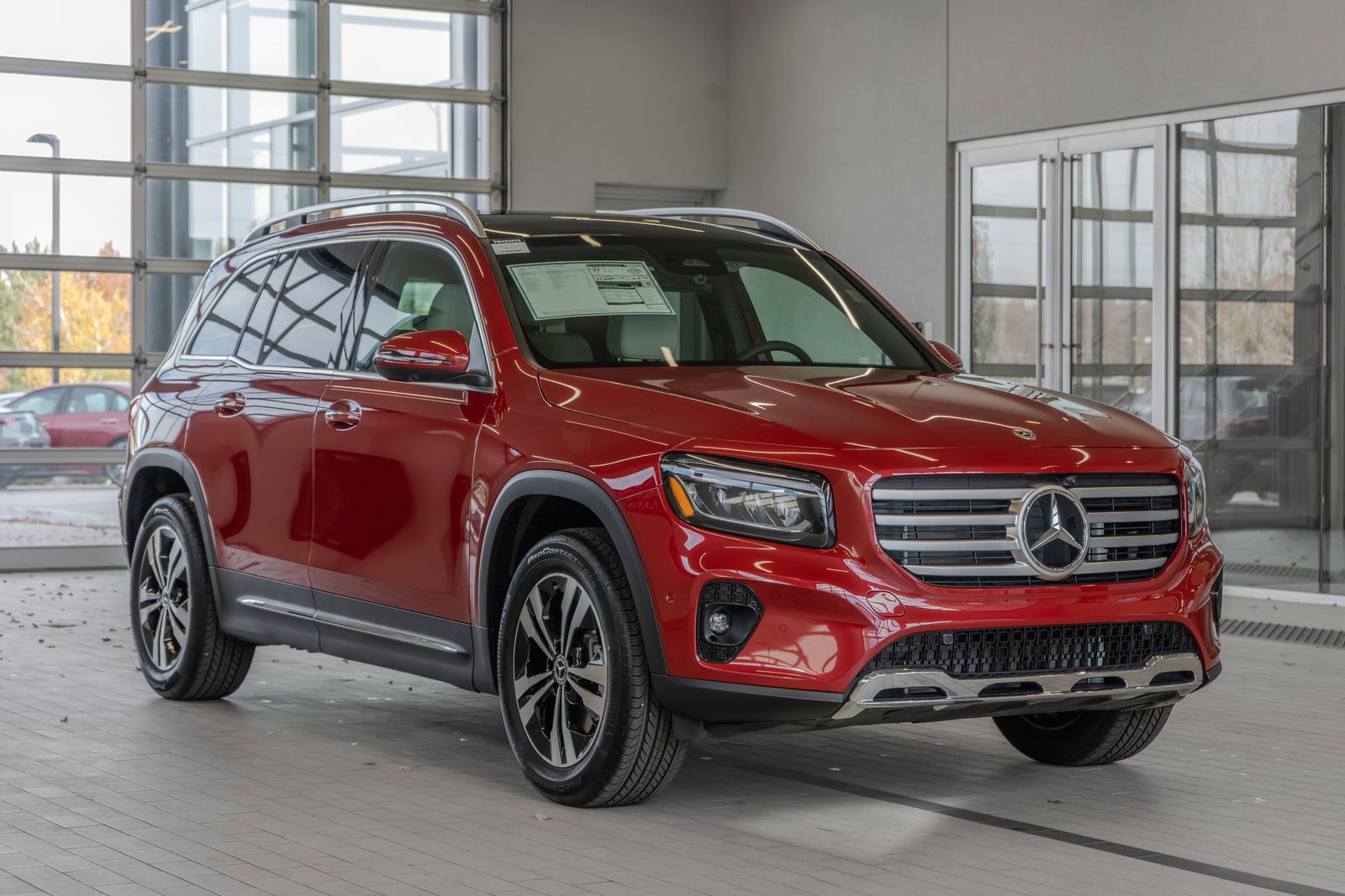 2026 Mercedes-Benz GLB GLB 250 — full photo 21 of 36