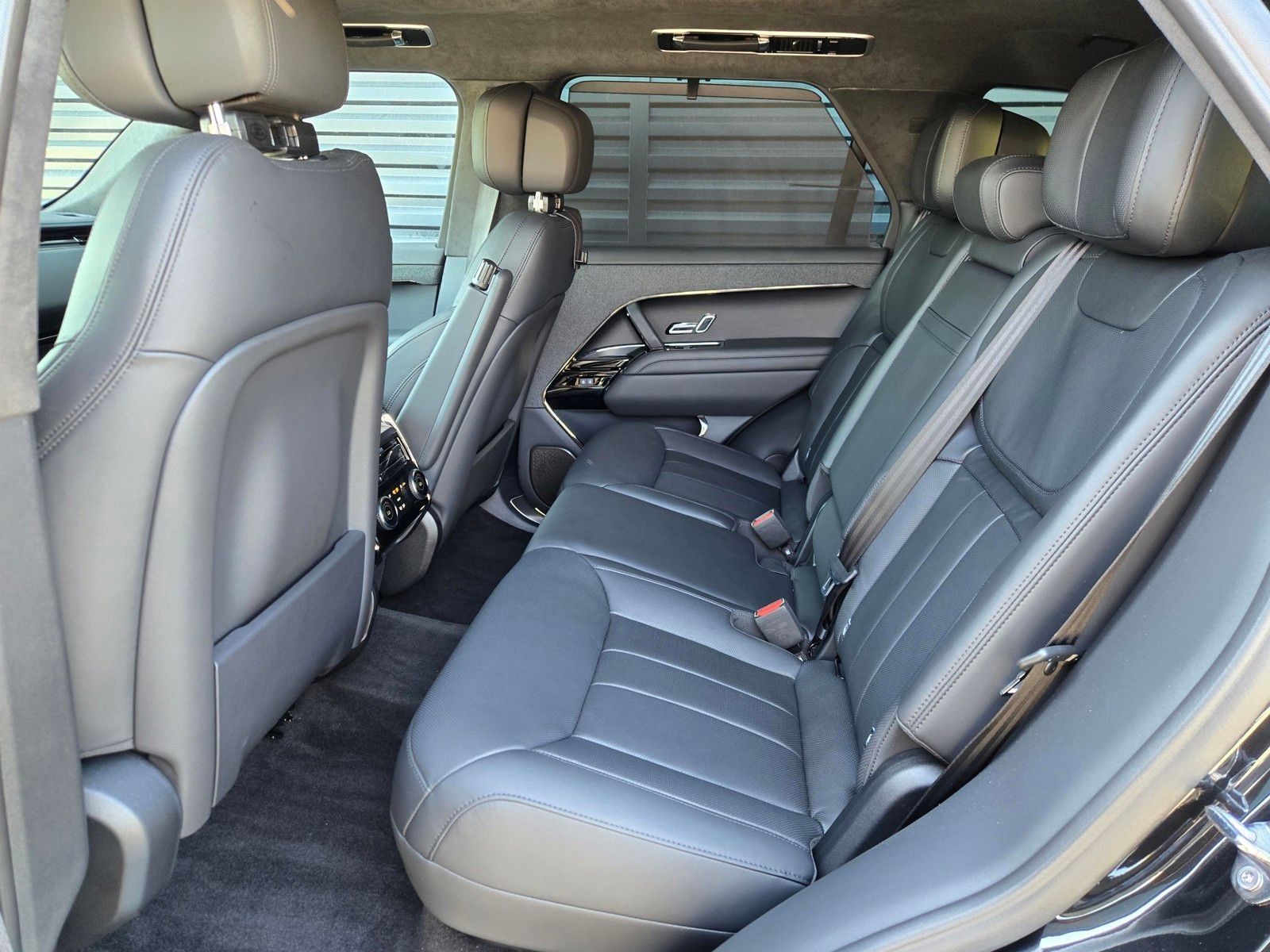 2025 Land Rover Range Rover Sport Autobiography — full photo 10 of 45