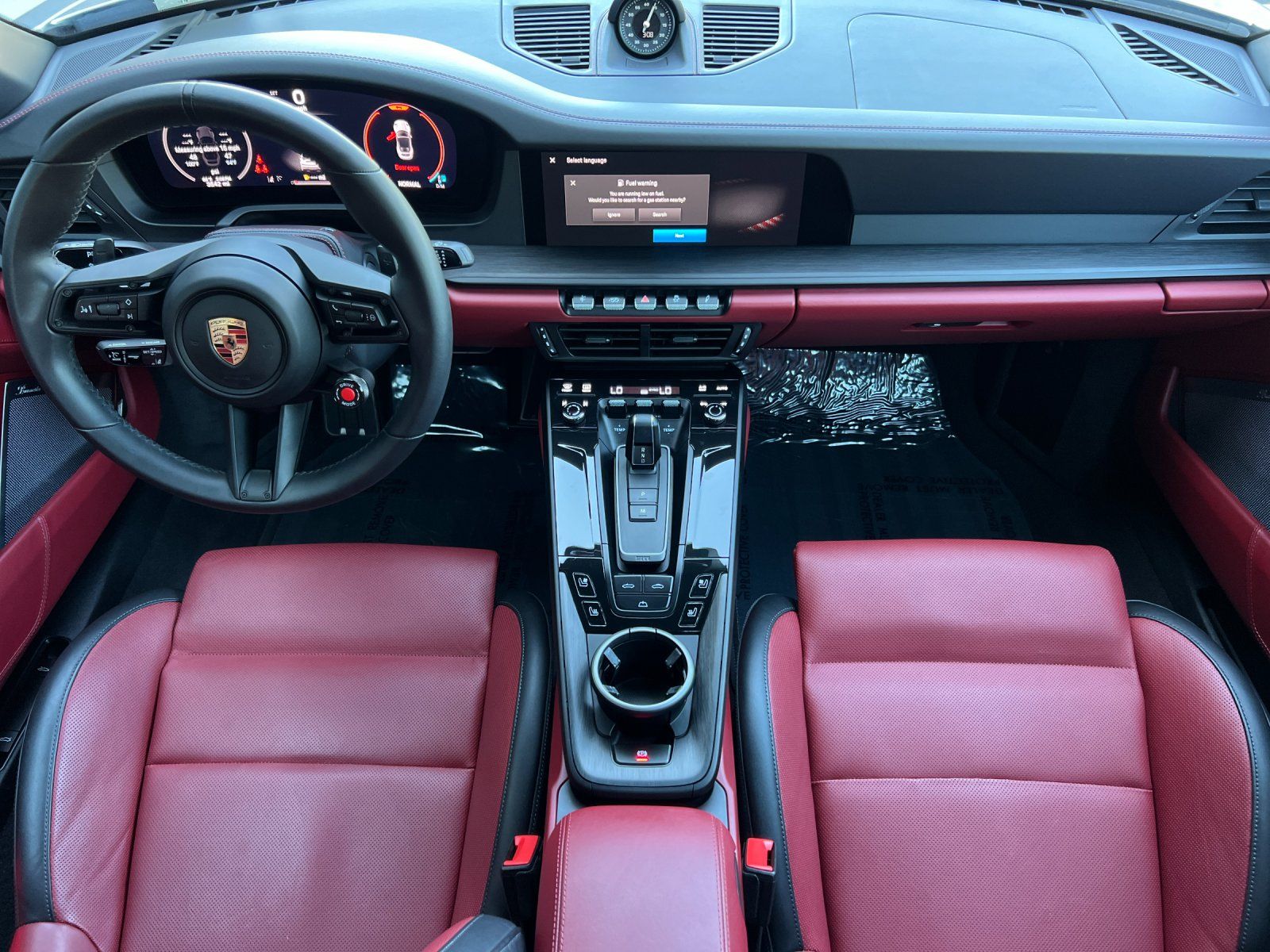 2025 Porsche 911 Carrera 4 GTS — foto completa 7 de 30