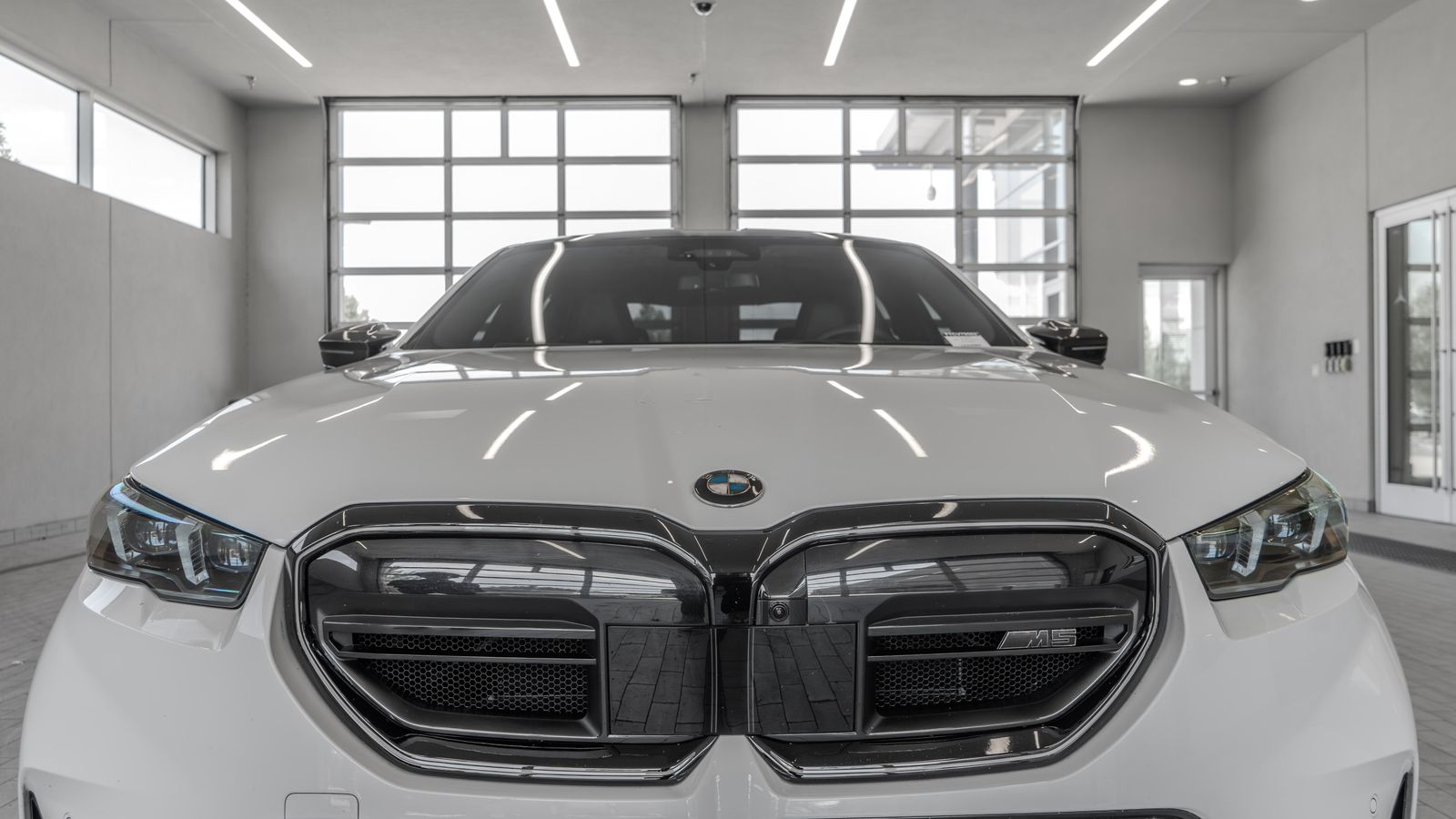2026 BMW M5 Base — foto completa 21 de 32