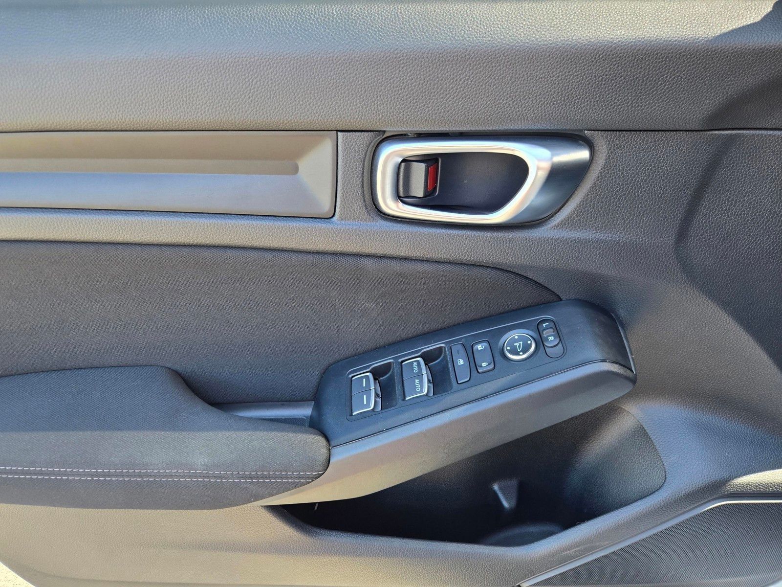 2025 Honda Civic Sport — foto completa 17 de 28