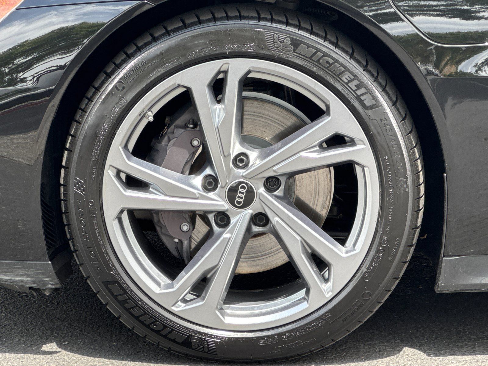 2023 Audi e-tron GT Premium Plus — full photo 24 of 27