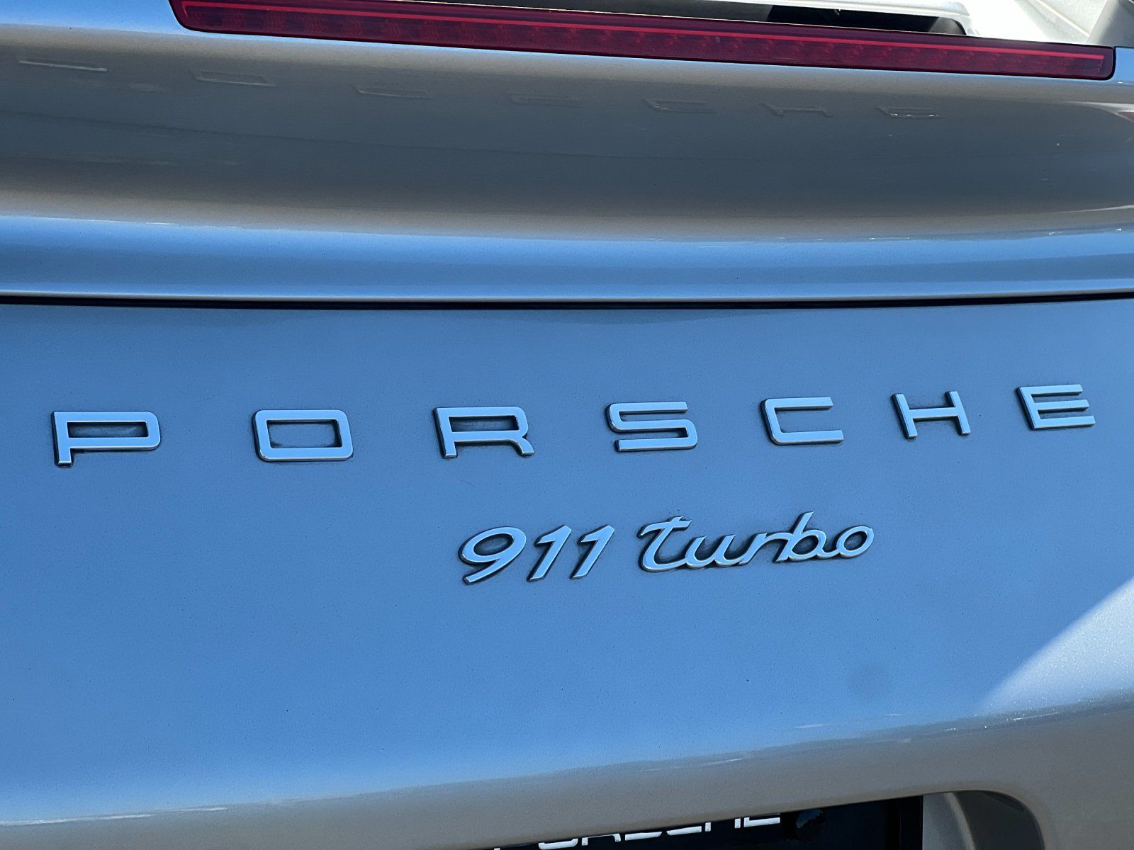 2014 Porsche 911 Turbo — foto completa 27 de 28