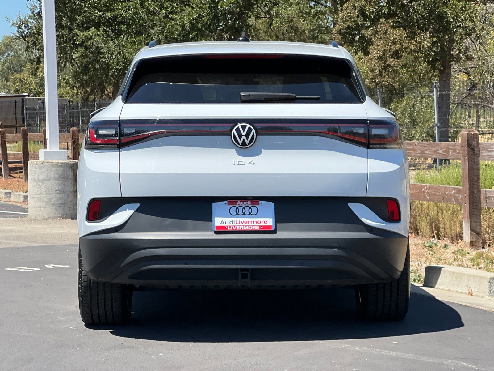 2022 Volkswagen ID.4 Pro — foto completa 5 de 28