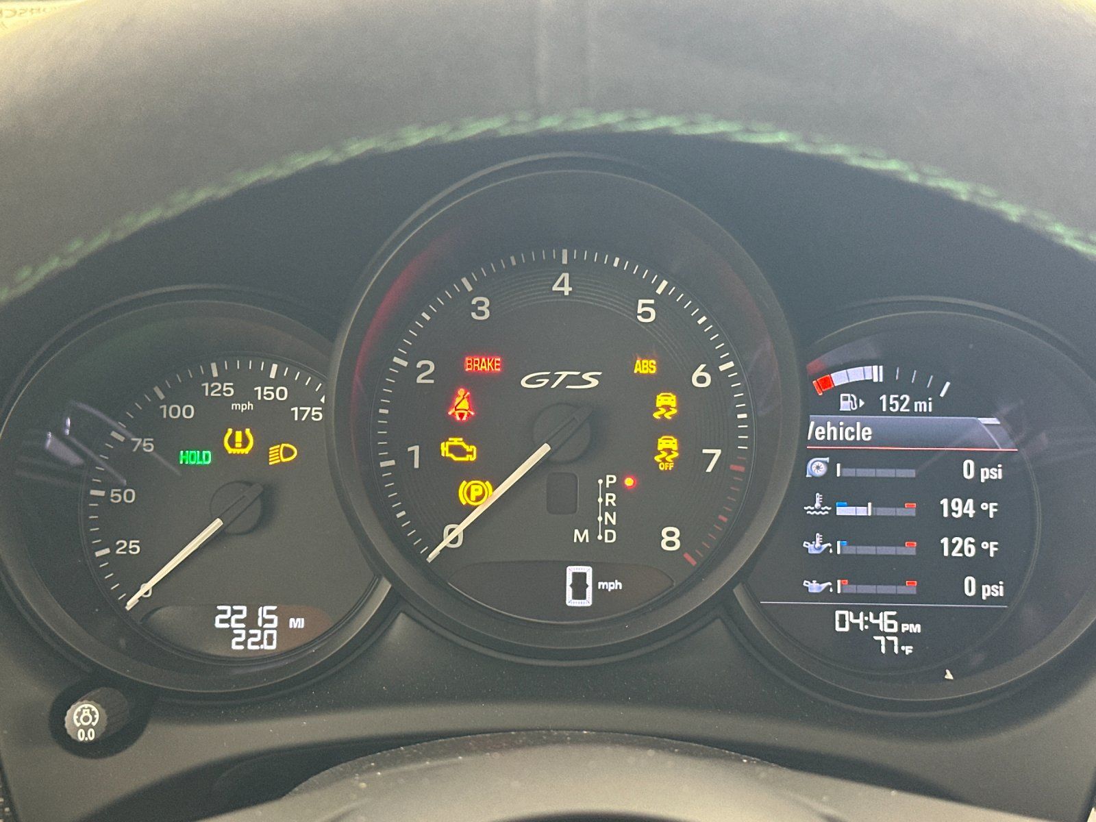 2026 Porsche Macan GTS — full photo 23 of 27