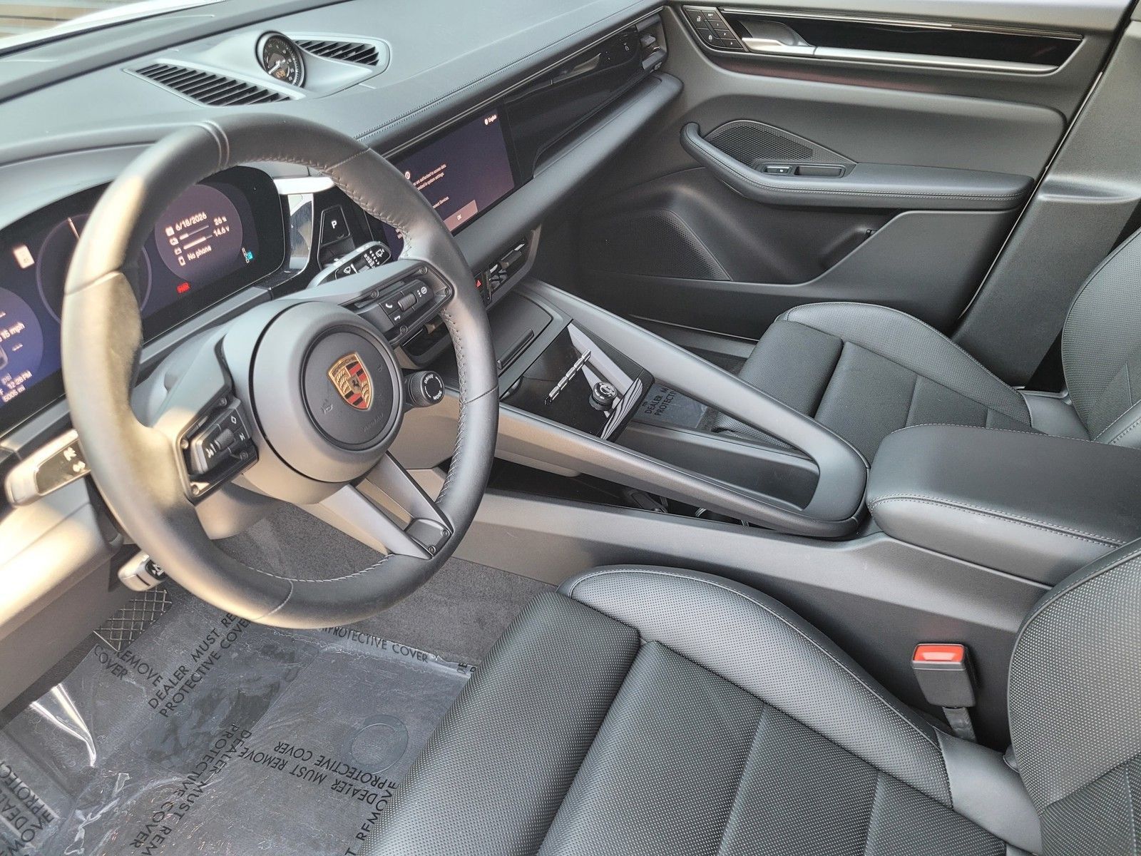 2025 Porsche Macan Electric Base — foto completa 4 de 28
