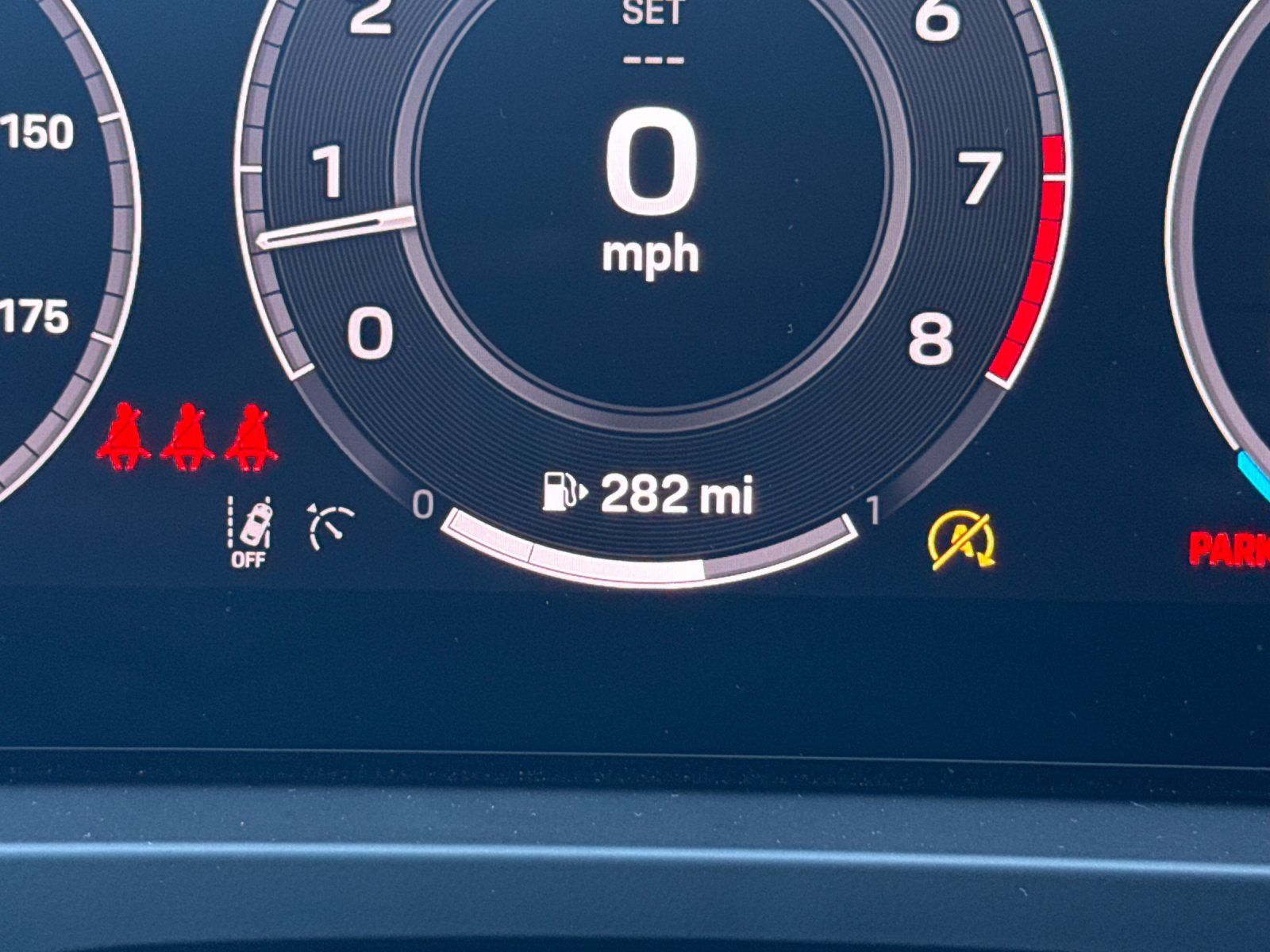 2026 Porsche Cayenne Coupe S — full photo 25 of 28