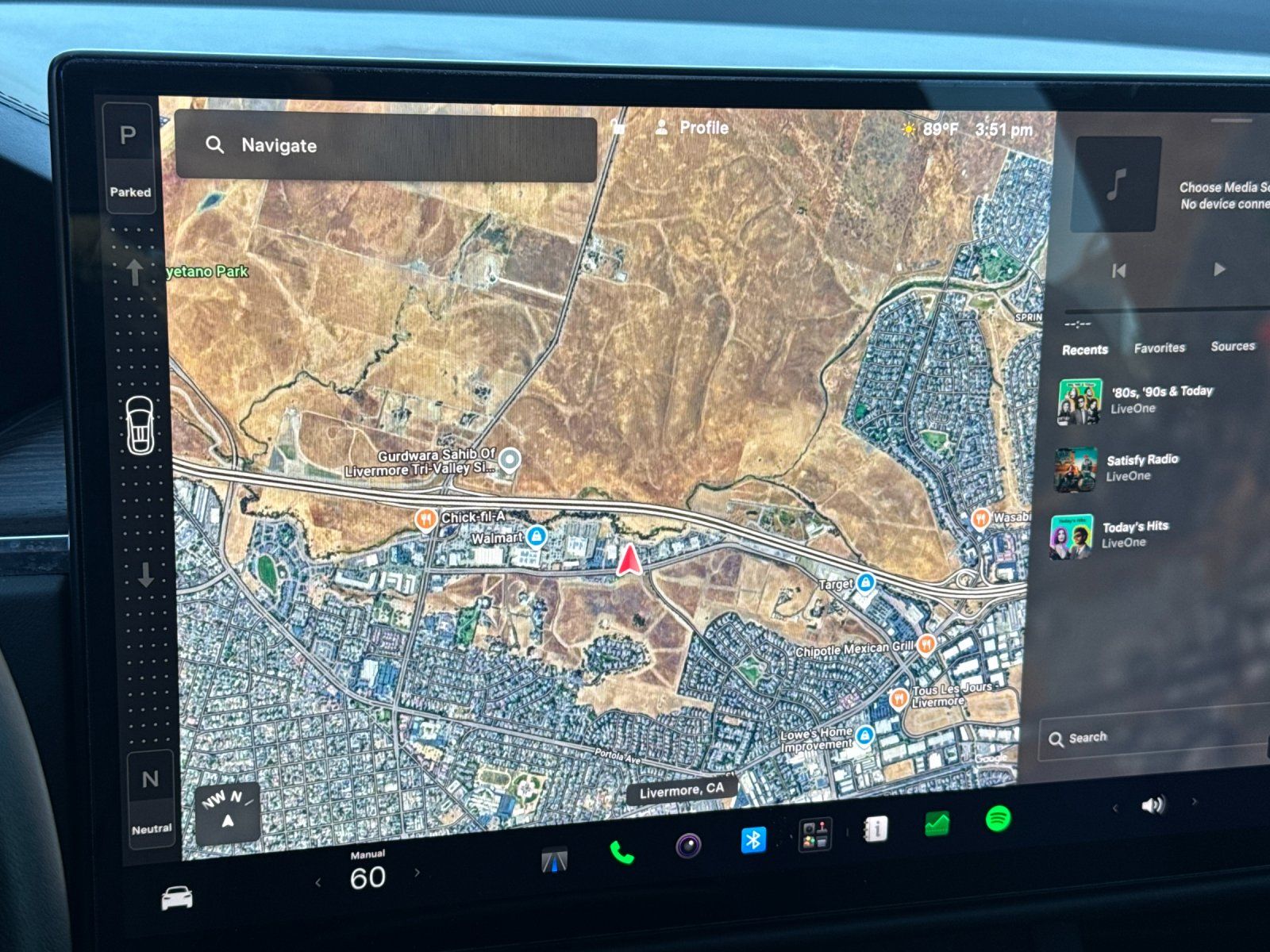 2024 Tesla Model X Base — full photo 19 of 29