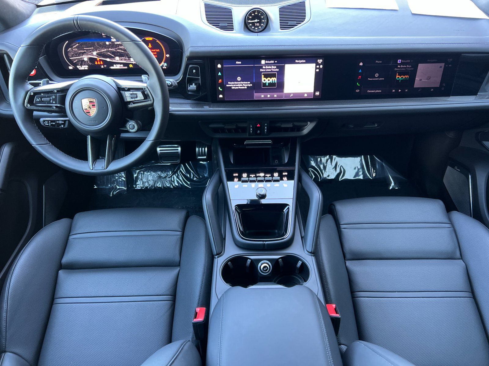 2026 Porsche Cayenne GTS — full photo 6 of 29