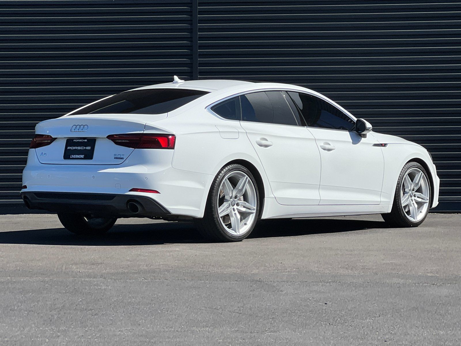 2018 Audi A5 2.0T Premium Plus — full photo 8 of 28