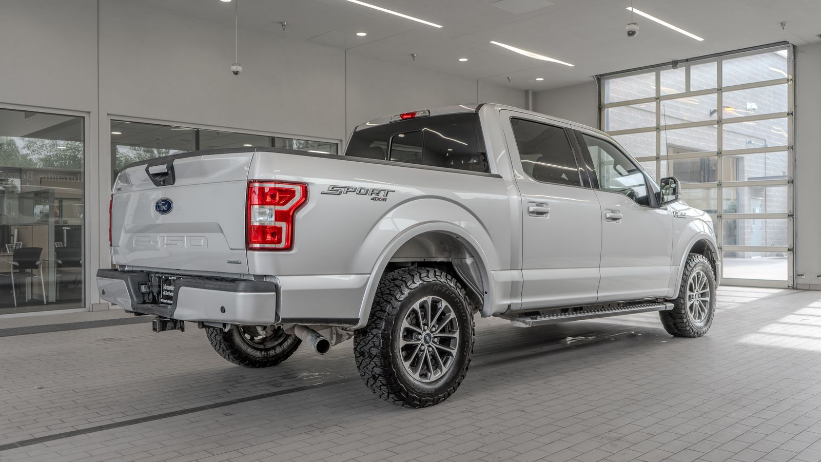 2018 Ford F-150 XLT — foto completa 28 de 33