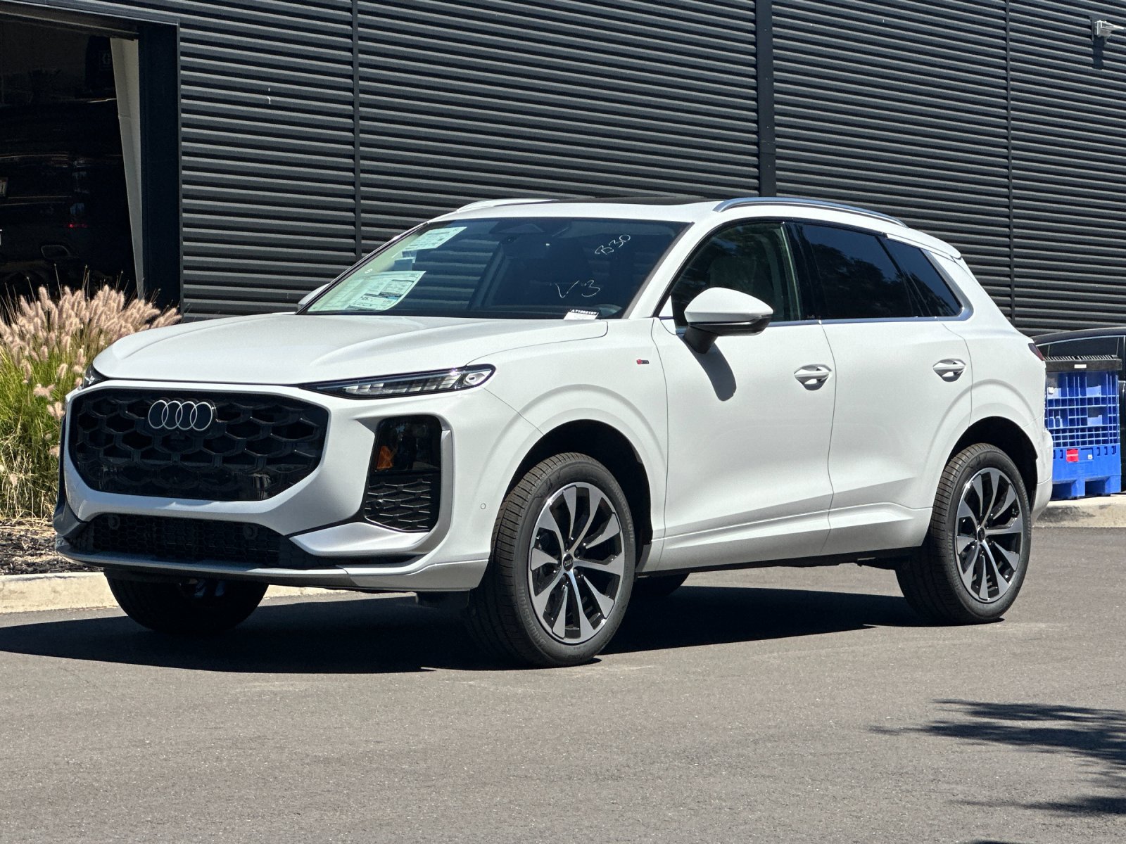 2026 Audi Q3 S line — photo 1 of 32