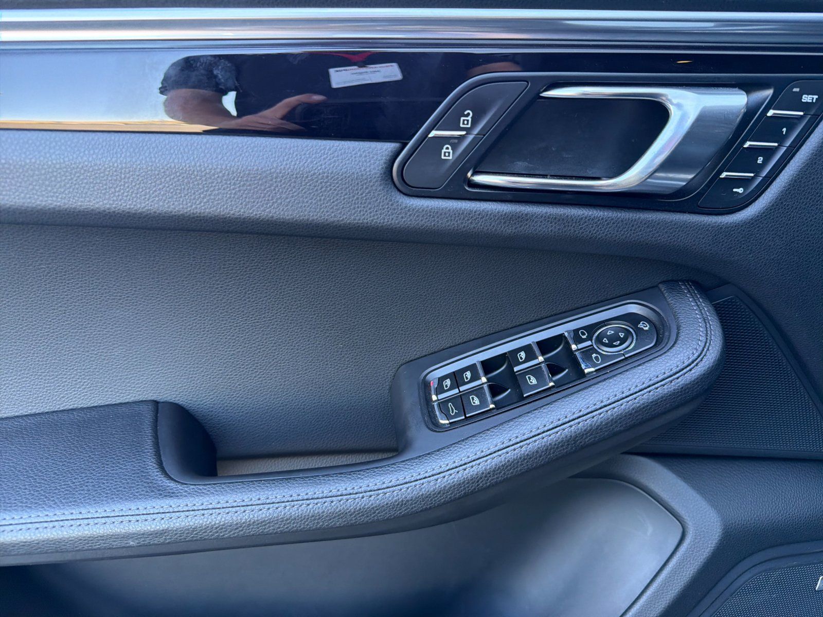 2024 Porsche Macan S — foto completa 12 de 27