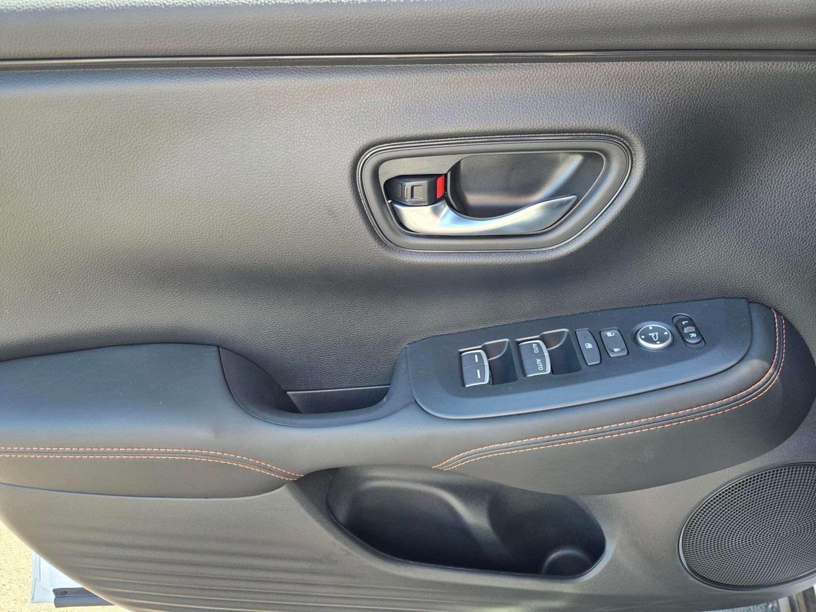 2026 Honda HR-V Sport — foto completa 18 de 28
