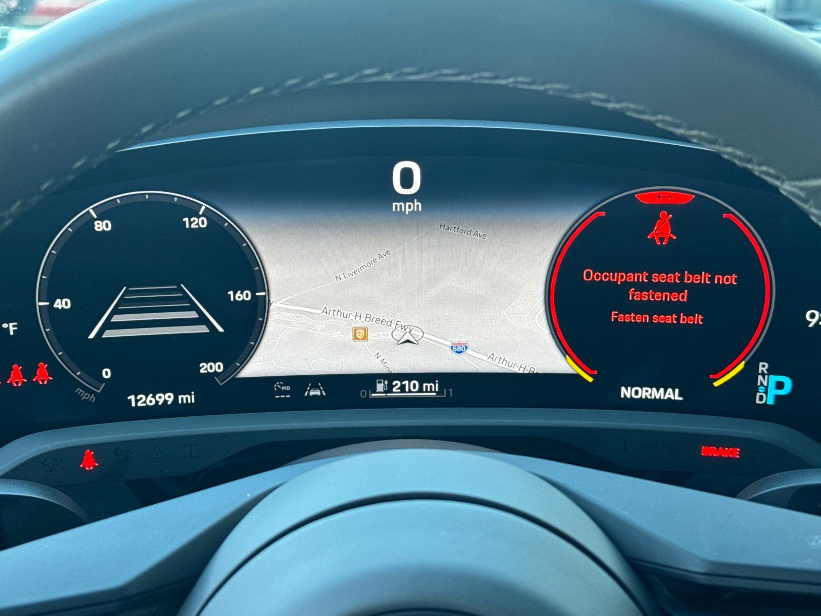 2024 Porsche Taycan 4S — full photo 25 of 29