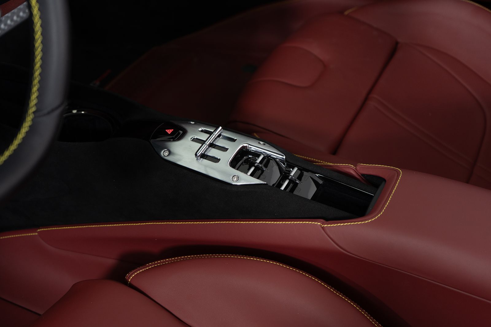 2024 Ferrari SF90 Spider — full photo 38 of 51
