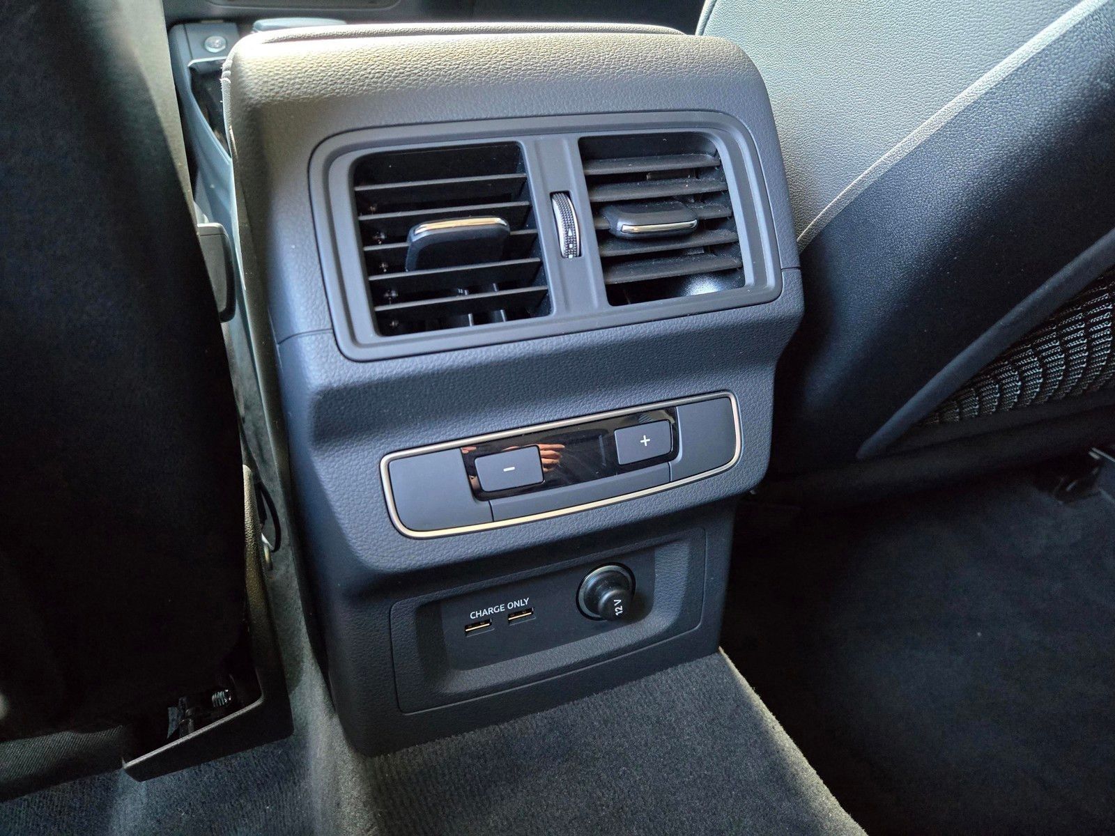 2024 Audi Q5 e 55 Premium — foto completa 11 de 45
