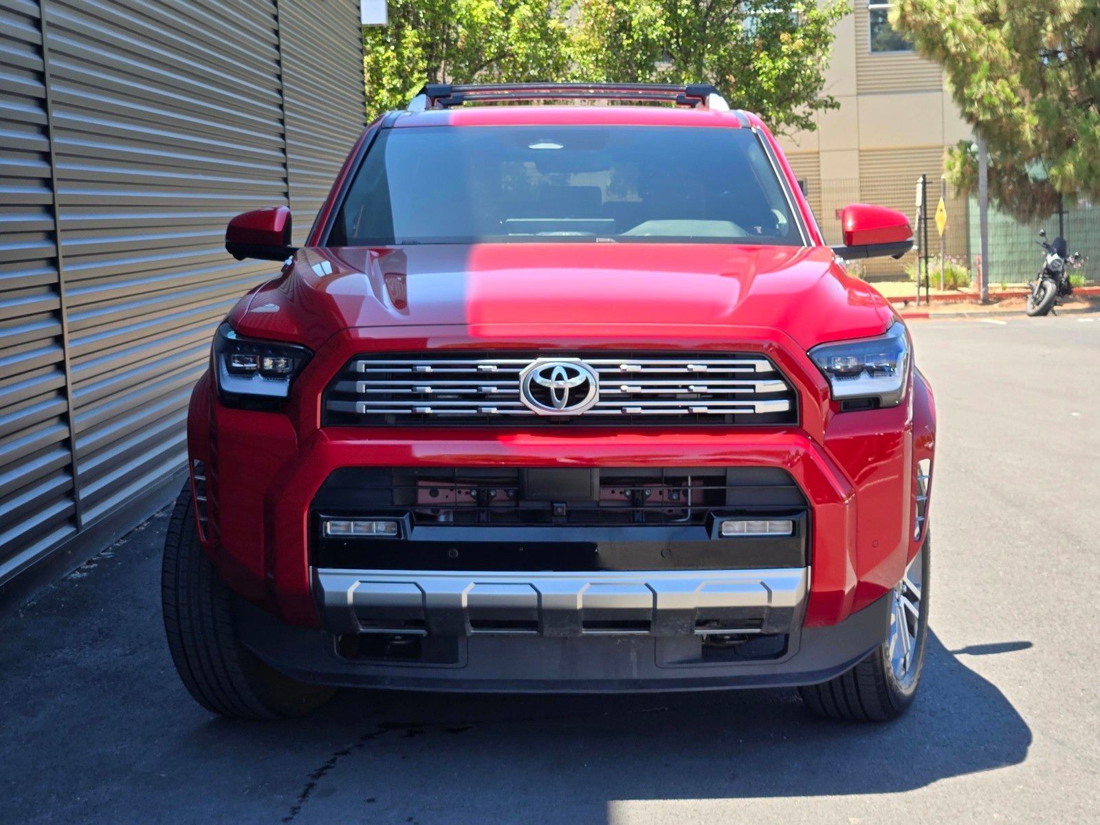 2026 Toyota 4Runner i-FORCE MAX Hybrid Limited — foto completa 2 de 45