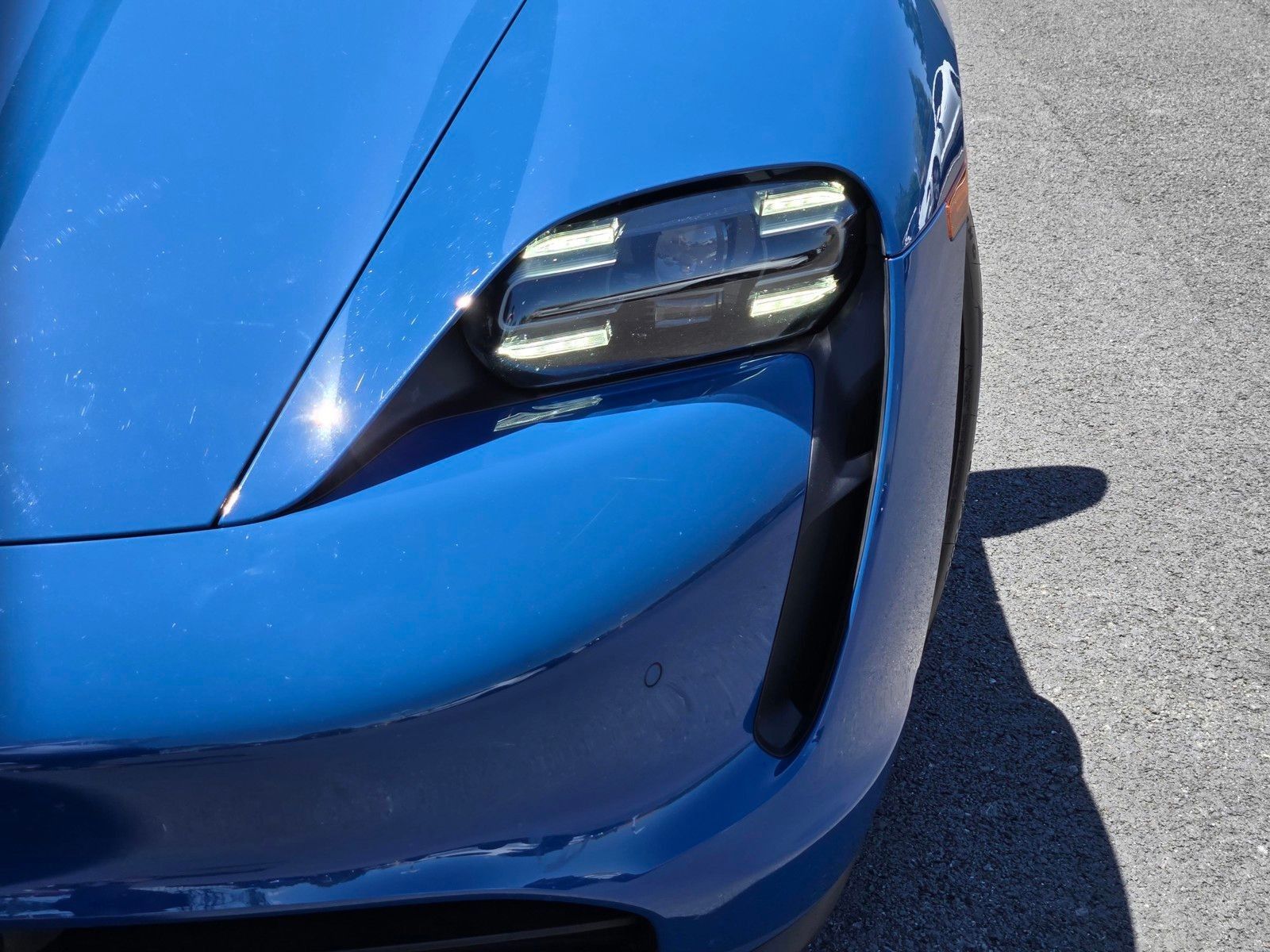 2023 Porsche Taycan Base — foto completa 12 de 27