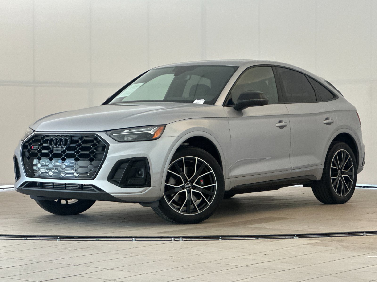 2022 Audi SQ5 Sportback Premium Plus — photo 1 of 28