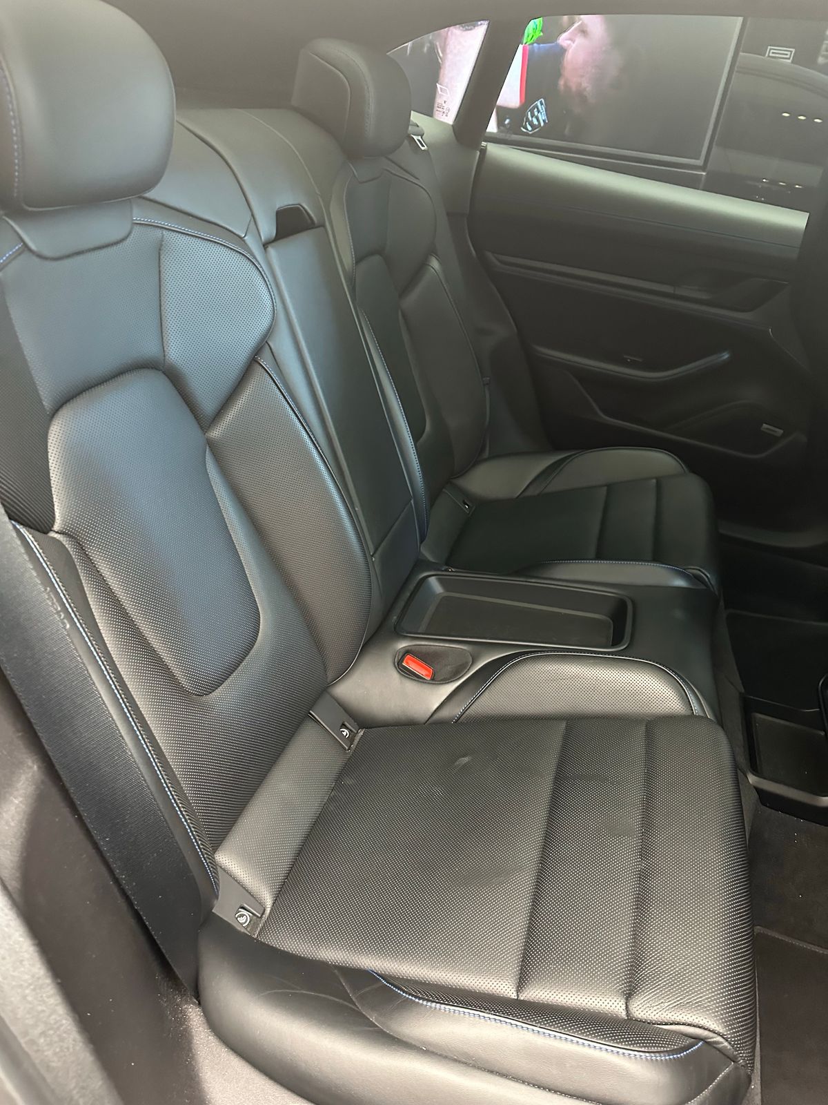 2021 Porsche Taycan Cross Turismo 4 — full photo 6 of 16
