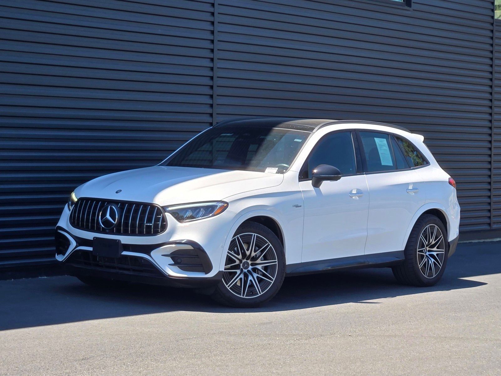 2025 Mercedes-Benz GLC GLC 43 AMG® — foto completa 1 de 27