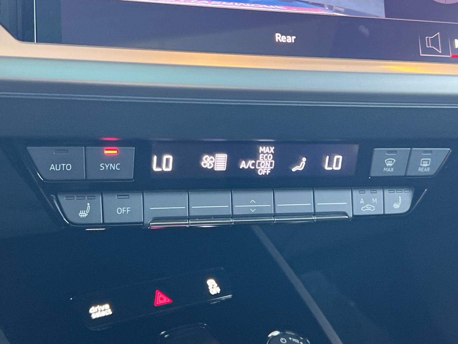 2023 Audi Q4 e-tron Premium — foto completa 20 de 28