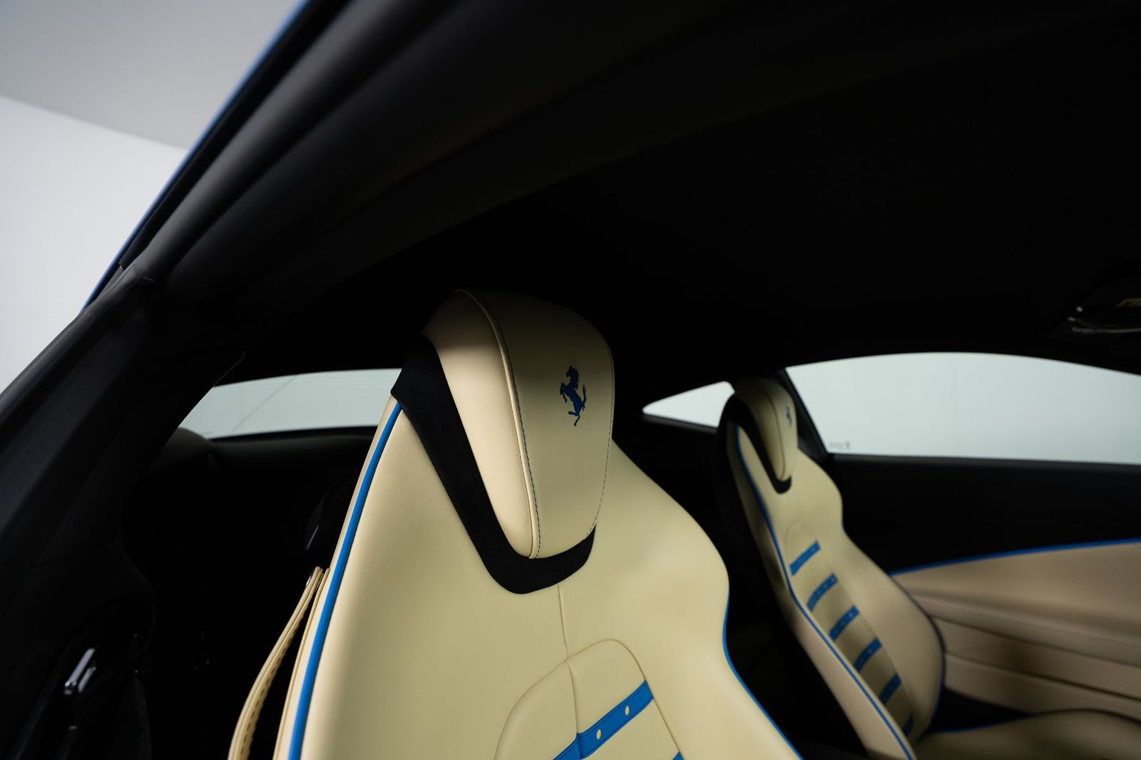 2023 Ferrari Roma — full photo 35 of 40