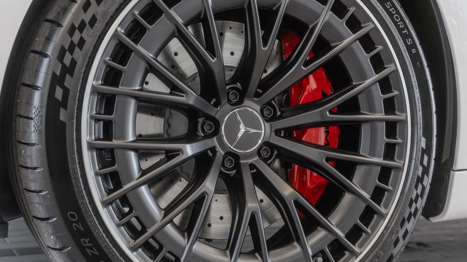 2026 Mercedes-Benz CLE CLE 53 AMG® — foto completa 31 de 36