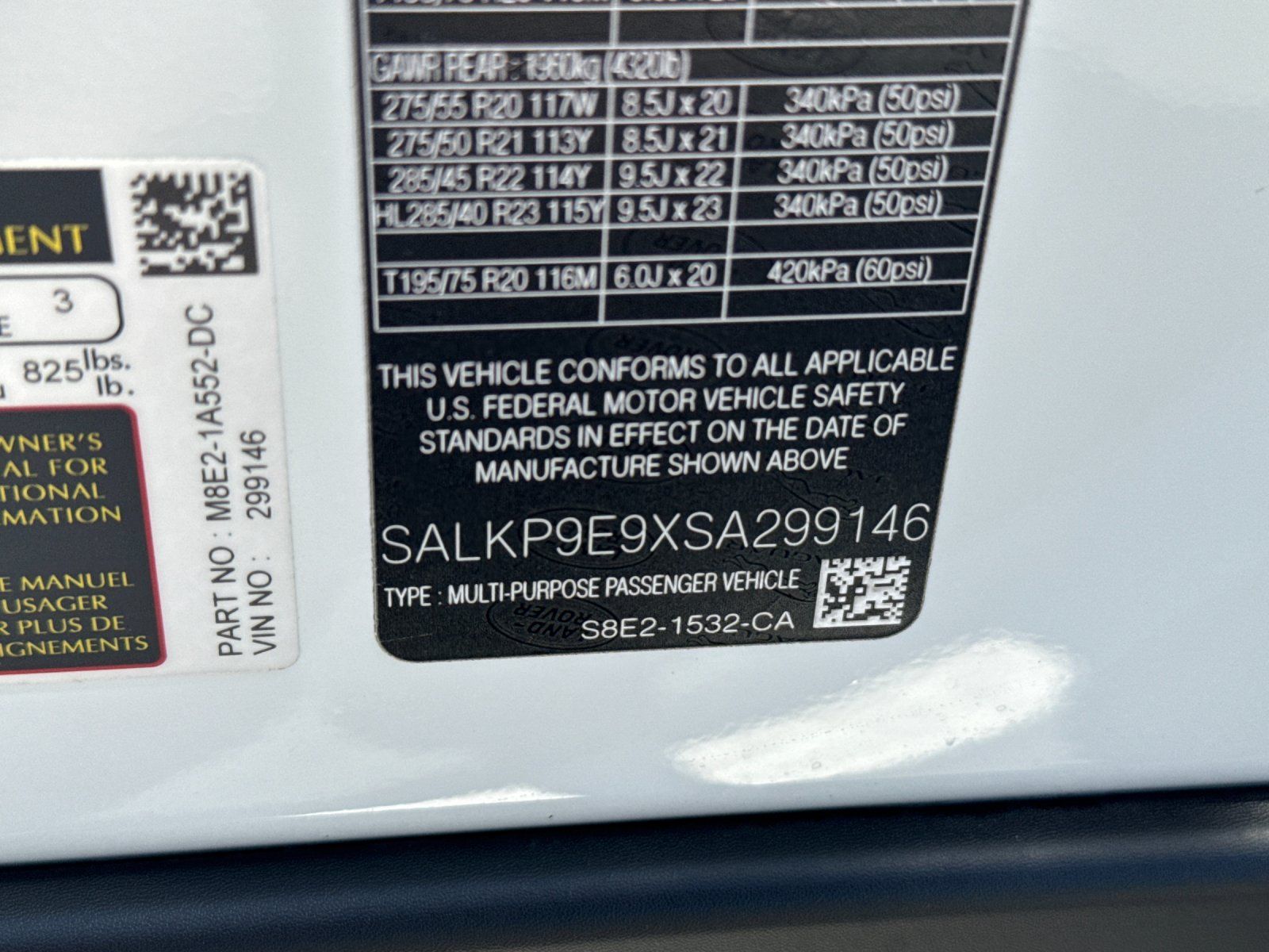 2025 Land Rover Range Rover SE — full photo 30 of 30