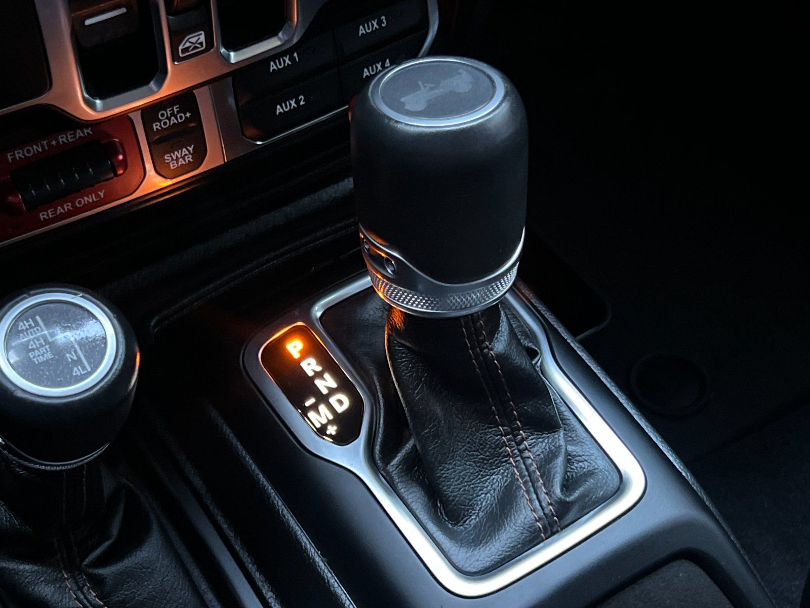 2023 Jeep Wrangler Rubicon 392 — foto completa 21 de 28