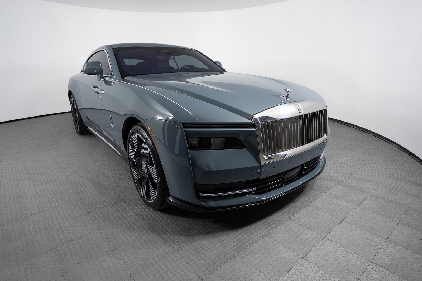 2024 Rolls-Royce Spectre — full photo 7 of 54