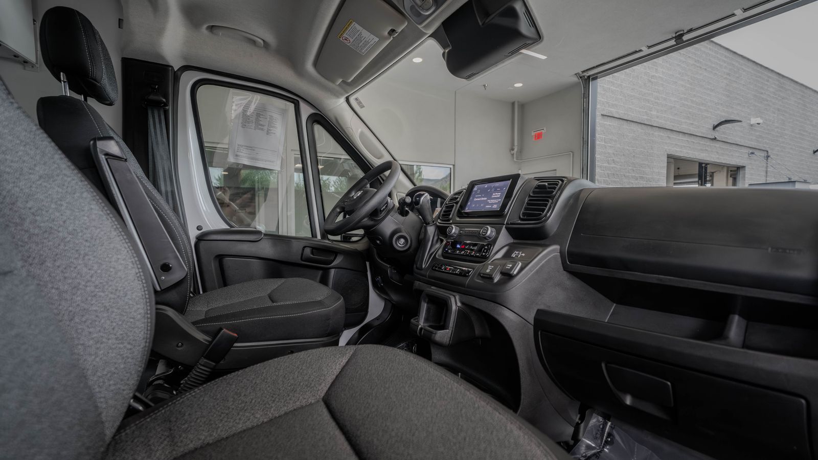 2024 Ram ProMaster 3500 High Roof — foto completa 17 de 37