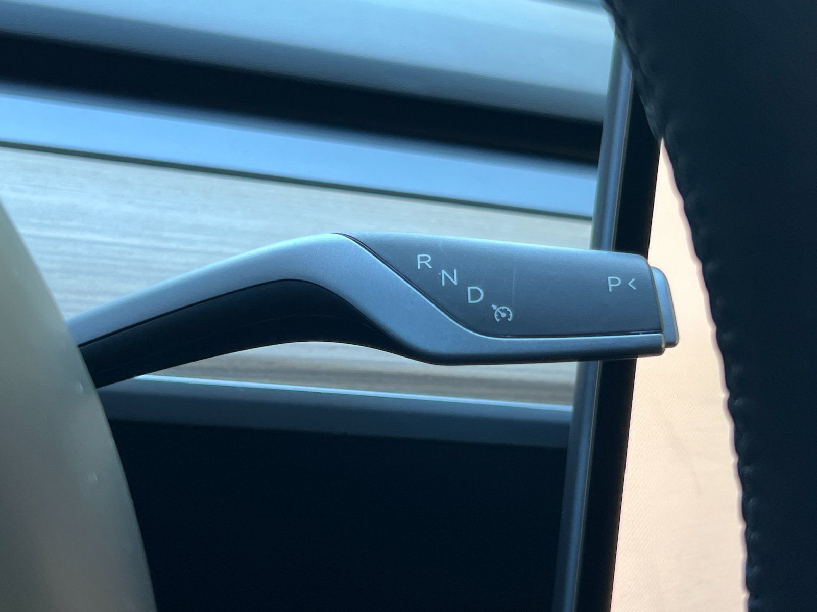 2023 Tesla Model Y Standard Range — full photo 22 of 31