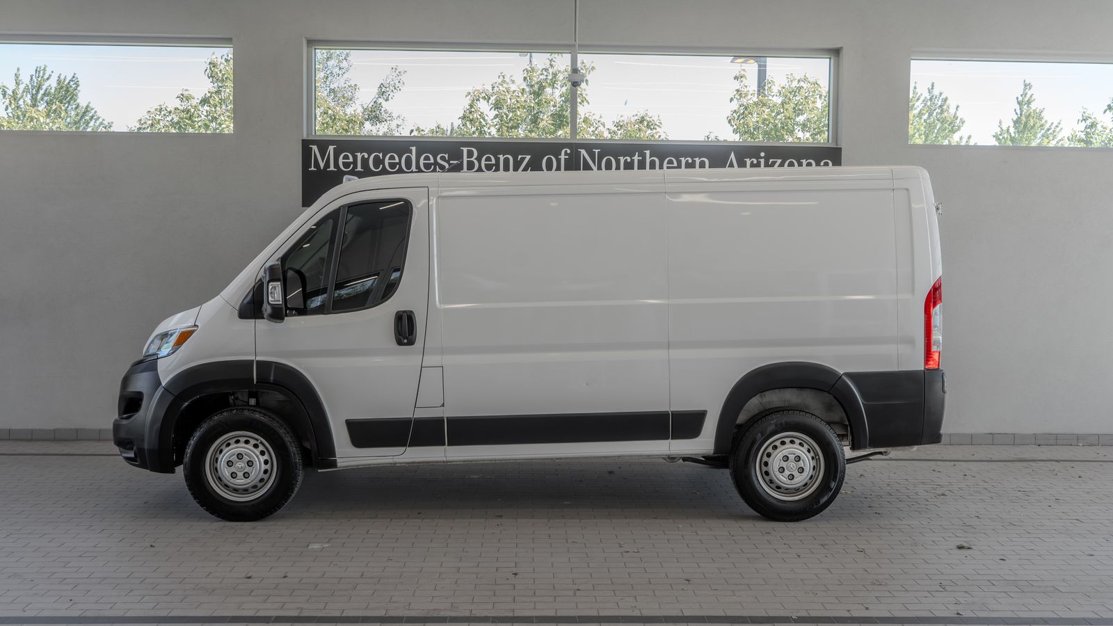 2025 Ram ProMaster 2500 Base — foto completa 2 de 33