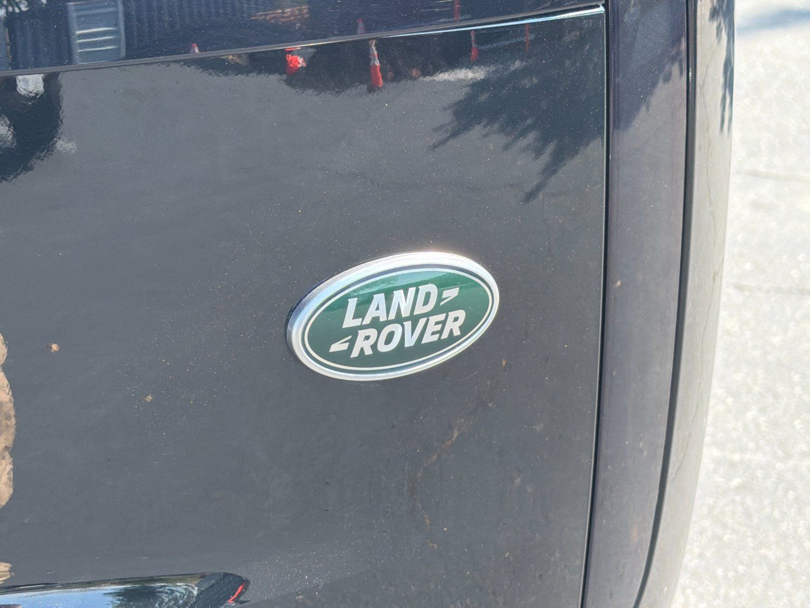 2023 Land Rover Range Rover SE — full photo 26 of 29