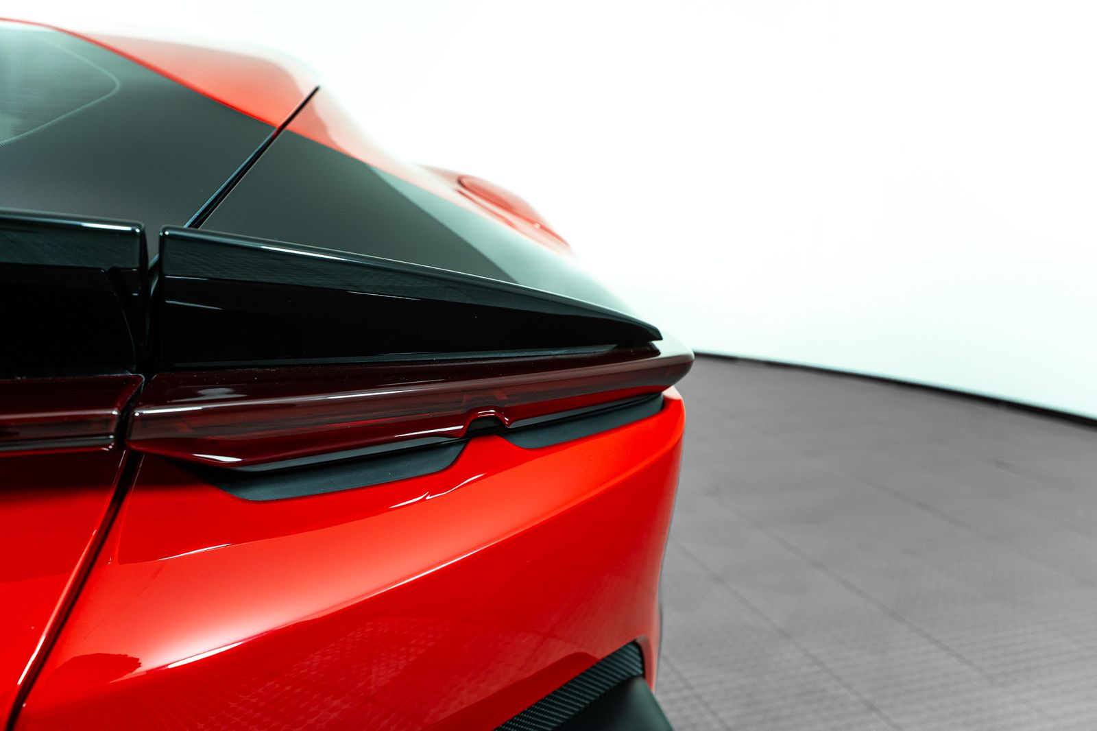2025 Ferrari 12Cilindri — full photo 24 of 51