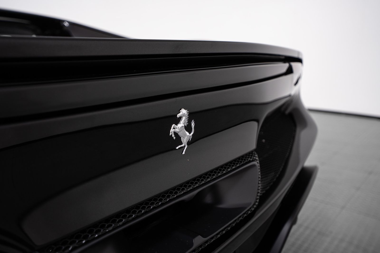 2024 Ferrari 296 GTB — full photo 29 of 41