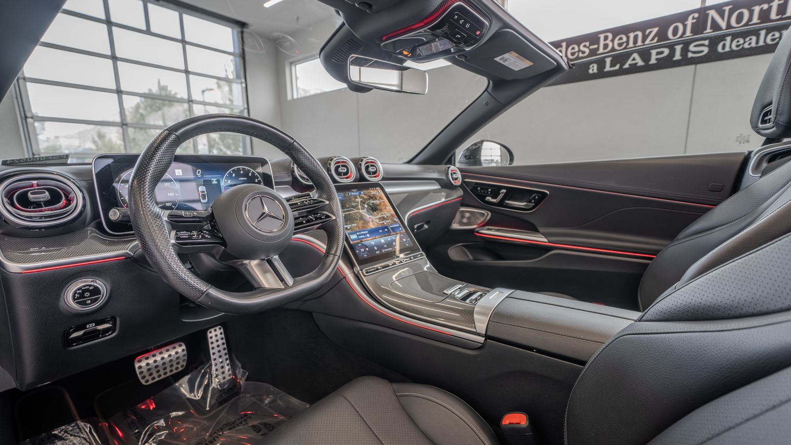 2025 Mercedes-Benz CLE CLE 300 — full photo 5 of 37