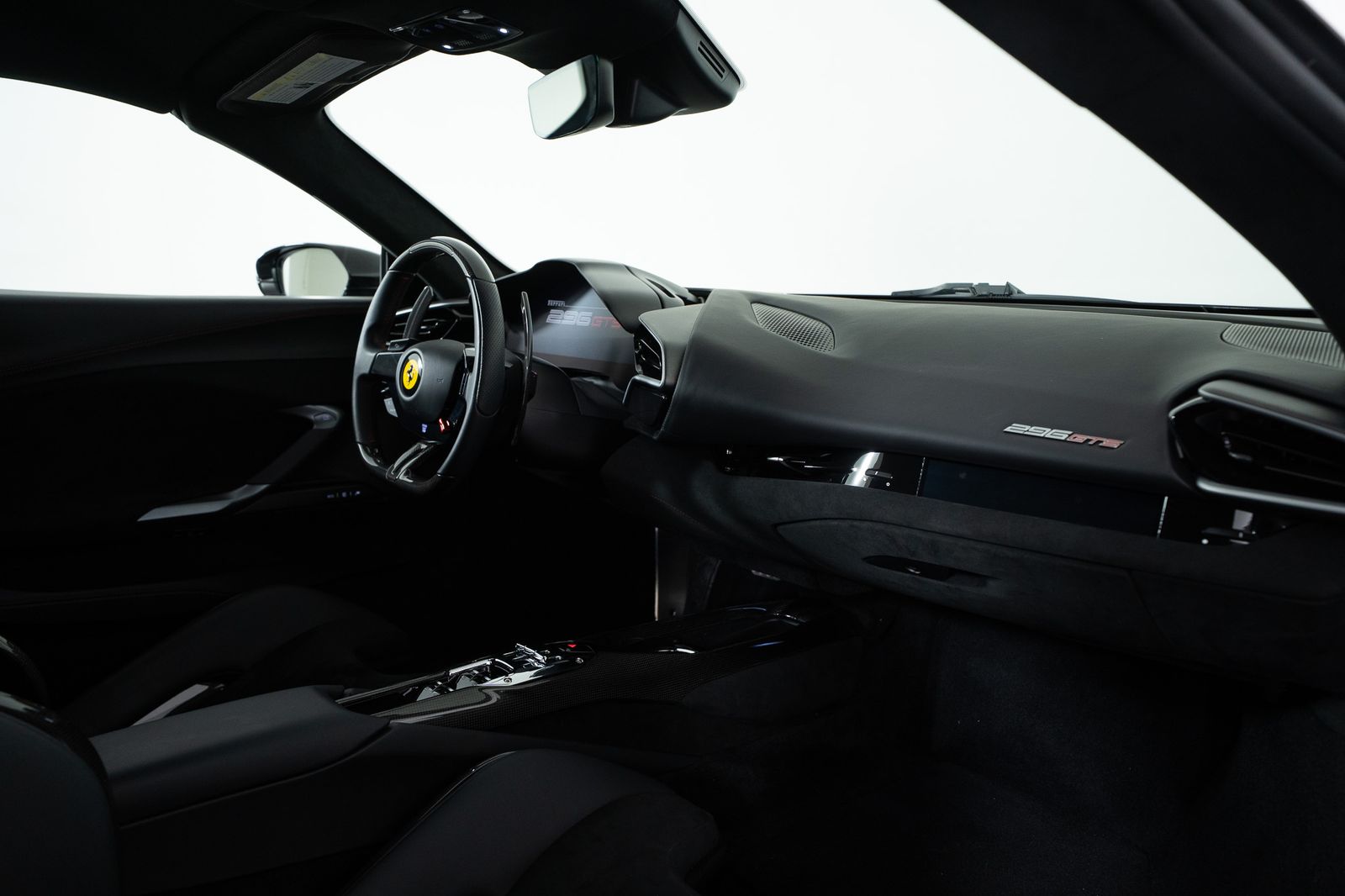 2024 Ferrari 296 GTS — full photo 39 of 46
